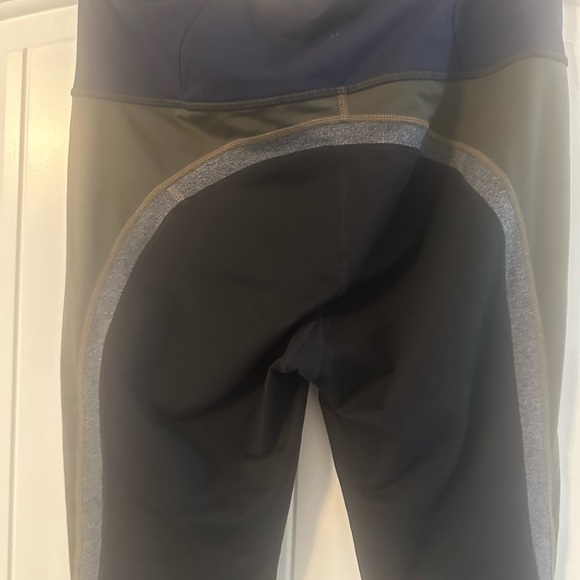 Athleta leggings - Picture 2 of 2